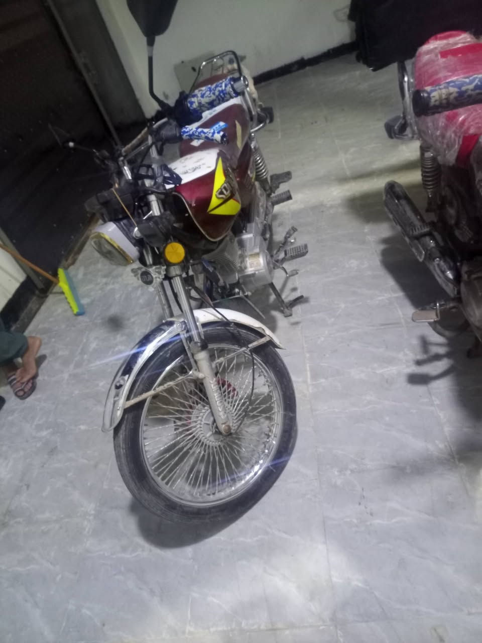 للبيع اربعه كير موديل 24 مكفوله كفاله عامه اوراق موجوده المكان الصفره السعر 675 بيهه مجال ***********
