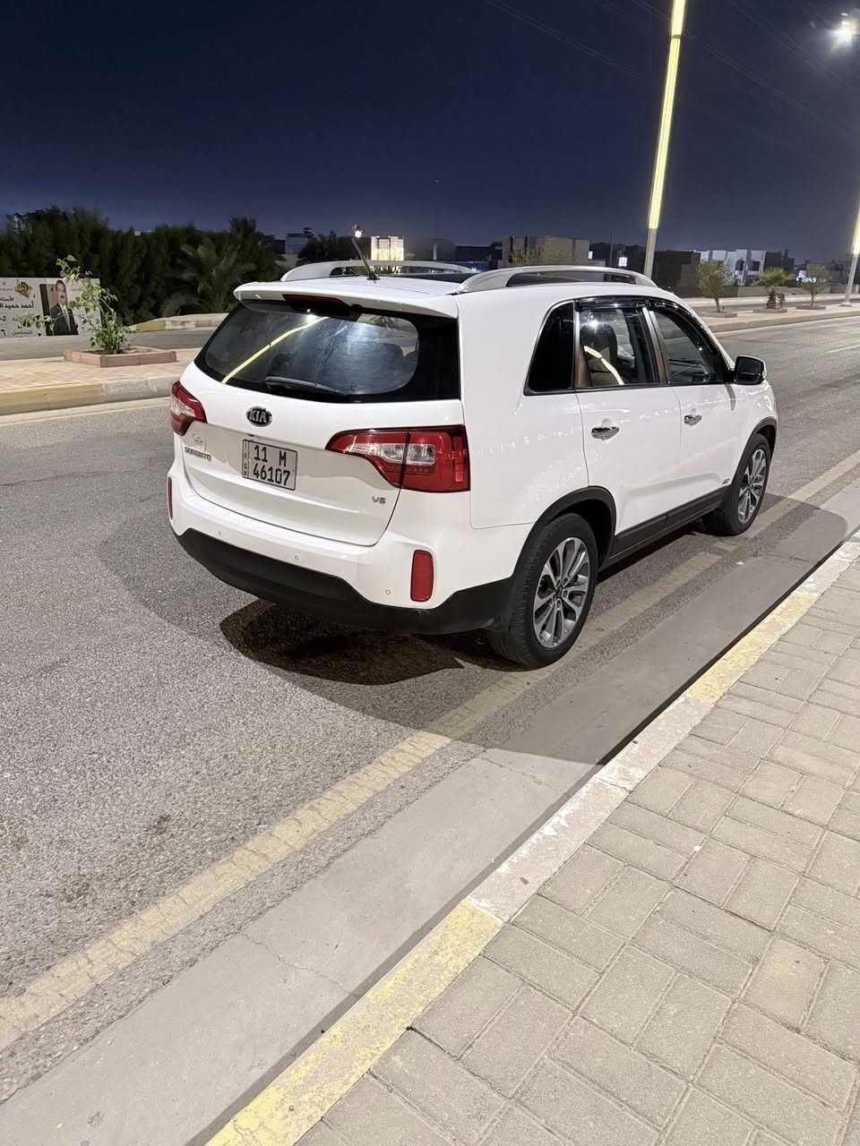 سورنتو2015 خليجي كويتي فول مواصفات
محرك 6 سلندر 

قمارة بنوراما 

 

كراسي كهرباء 

بصمة وتشغيل بصمه أبواب عن بعد

شاشة متصلة تعمل بنظام بلي كار نفيكيشن

انارة ليزرية داخلية متغيرة الالوان 

اللايت عالي ناصي زنون 

لد نهاري ليزري امامي 

بك لايت ليزري LED

 

اوتو هولد 

درايف مود

مانع انزلاق

مساعد منحدرات

شحن وايرليس بلوتوث 

تحكمات ستيرن فول 

حساسات امامي خلفي 

كامرة دوارة

تبريد 3 قطع مع تحكم منفصل للخلف 

السعر  185ورقة رقم بغداد

السيارة قطعه وحده بنيد صبغ بدون دواخل 

ترهم مراوس حسب القناعه ***********

مكانها الأنبار الرمادي
