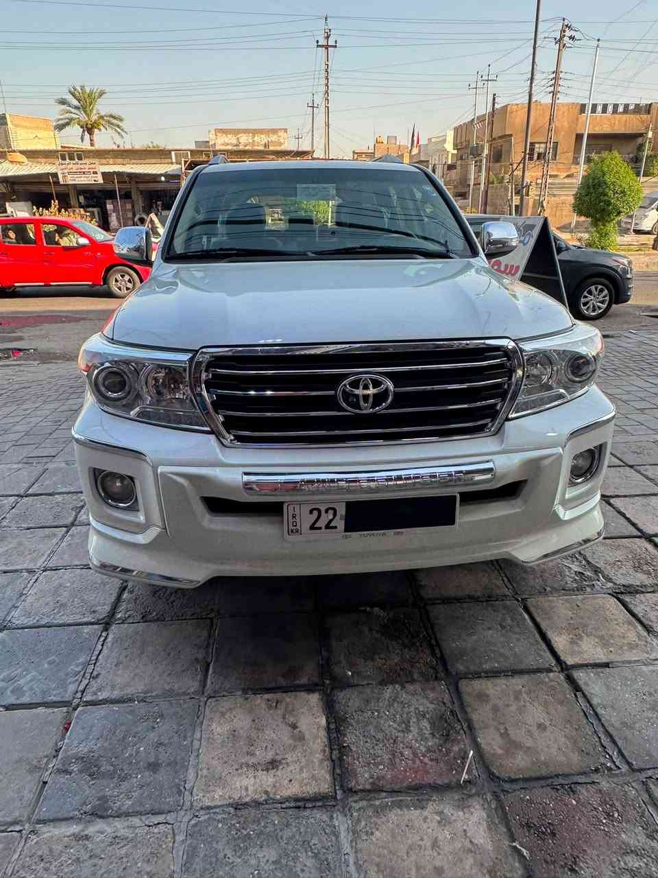 يا الله سلام عليكم
لاندكروز مديل 2013
مكفوله كفاله عامه 
عده دعاميه امامي 
رقم اربيل الدولي 
هزه جديده 
تحويل ثاني يوم 
السياره بسمي
تخم تاير نضيف 
صدر امامي جديد
 صدر خلفي جديد
شاشه اندر ويد 
كامره خلفي دواره 
كامره اماميه 
لد نهاري 
فول لايت زنون 
عالي زنون اصلي 
ناصي عدسه زنون اصلي 
بلاجكتورات زنون اصلي 
فتحة سقف
حساس خلفي 
3 قطع تبريد 
محرك 6 سلندر 
فول تحكم ستيرن
ثلاجه 
مري شفط
اشاره بلمرايه 
 السياره كلش حلوه او جديده 
السعر  ٣٣٨ اوبيها مجال شي بسيط 
العنوان بغداد الشعب شارع الصحه 
رقم ***********
