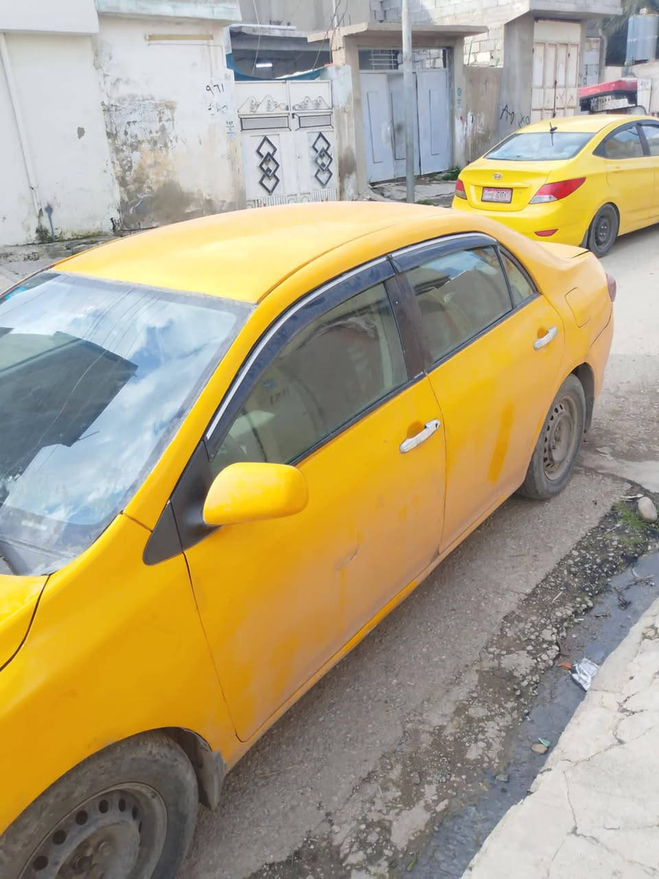 سيارة كورلا تكسي ٢٠٠٩ كير اوتامتيك منظومة غاز بيها سنوية إلى ٢٠٢٩ هيئة وغرامات صفر رقمها مسطرة كهربائيات شغاله كاربون بانزين بيها السعر ٧٦$
ملاحظة: السيارة كالبه ***********
