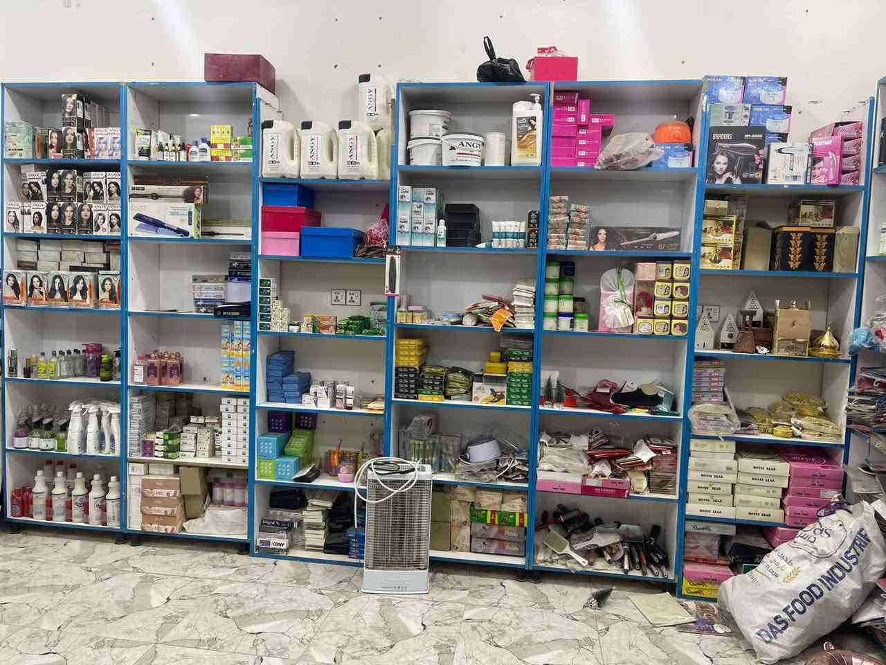 مساء الخير
رفوف للبيع ب 150 وبيهن مجال
@إشارة


**إذا كنت صاحب هذا الإعلان وتريد حذفه لأي سبب، رجاءا أرسل رسالة إلى الدعم الفني**