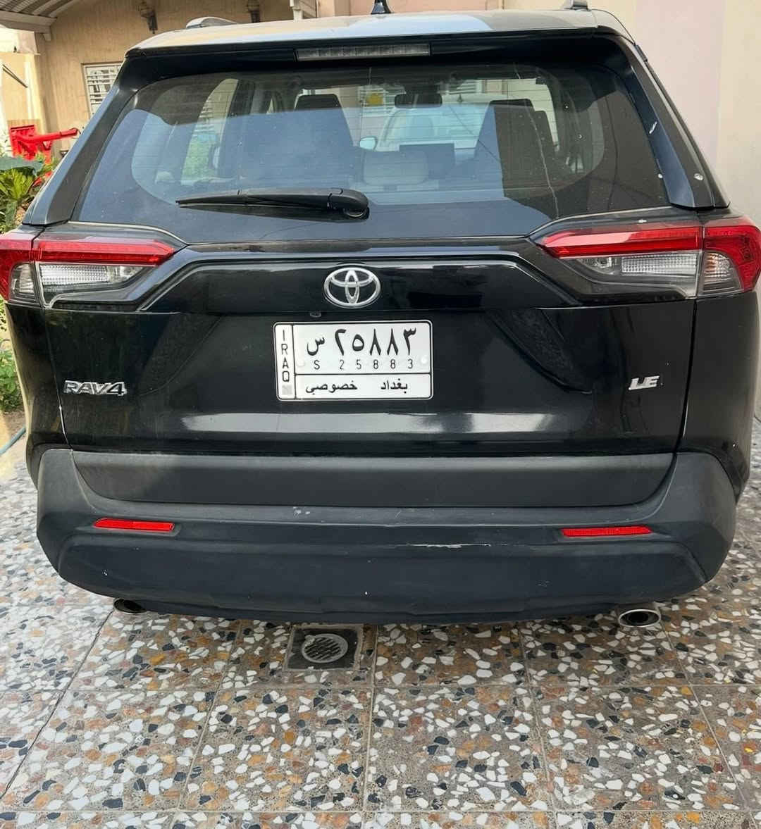 Toyota Rav4. 2021 xle
راف فور موديل 2021 فئه xle فول بانزين 

محرك 2500 وارد امريكي 

ماشيه 18 الف ميل فقط

رقم بغداد بسمي تحويل ثاني يوم 

حاادثها قبغ جنطه مبدل بلادي وجاملغ الخلفي مصبوغ يعني قطعة وحده صبغ فقط بدون ايربالك

صور الحادث داخل المنشور

مواصفاتها:

٣ وضعيات قياده Normal, Eco, Sport  

 لايتات ليد + اشاير. بلمري تدفئه سترين

رادارات جانبيه ( نقطه عمياء ) رادار امامي (تحديد مسار )

اوتو هولد اوتو ستوب دخول ذكي فتحه سقف سلايد

كامره خلفيه بصمة تشغيل +بصمة ابواب باب الصندوك كهرباء كشنات كهرباء تبريد قطعتين هاند بريك بصمه

مكانها بغداد شارع فلسطين السعر 225 وبيها مجال رقم الهاتف ***********
