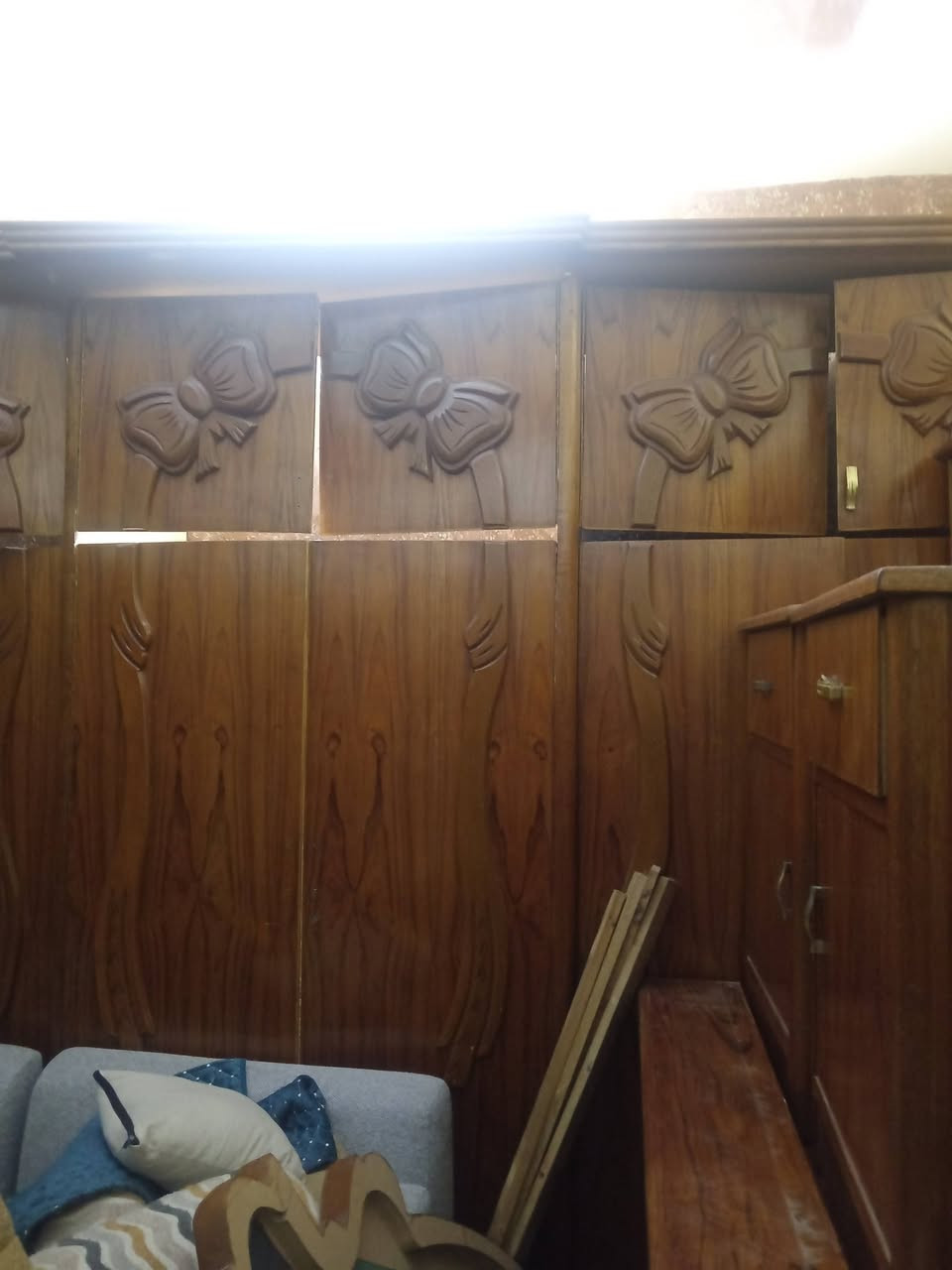 غرفة للبيع نظيفه جداا الله شاهد مال مستعجل *********** اتصل اوبيك خير ودلل
