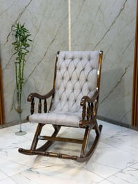 كرسي هزاز • خشب زان ماليزي • دوشمة وتر بروف