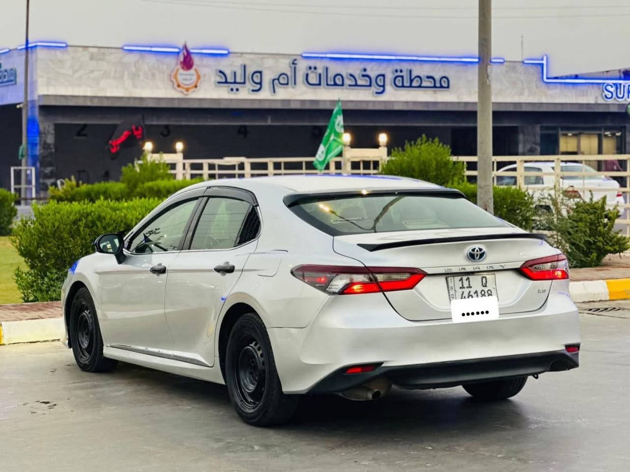 كامري محدث 2023 تكسي دبي صبغ عام ***********
