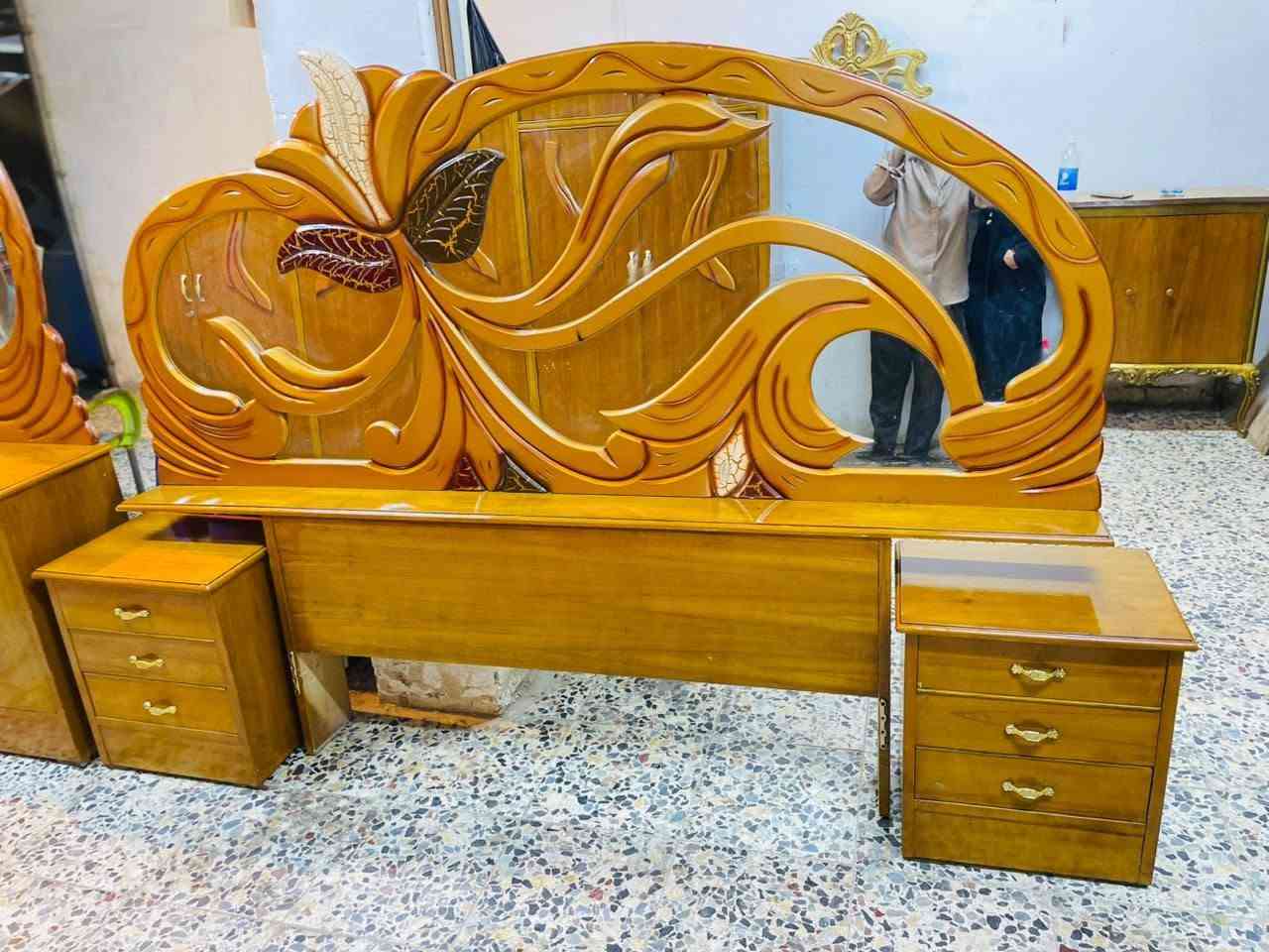 السلام عليكم 
غرفه صاج عࢪاقي مستخدام 
غرفه6/ابواب 📌
السعر 580
نضافه 80/💯 
معا نقل فقط داخل بغداد 
واتساب ***********
