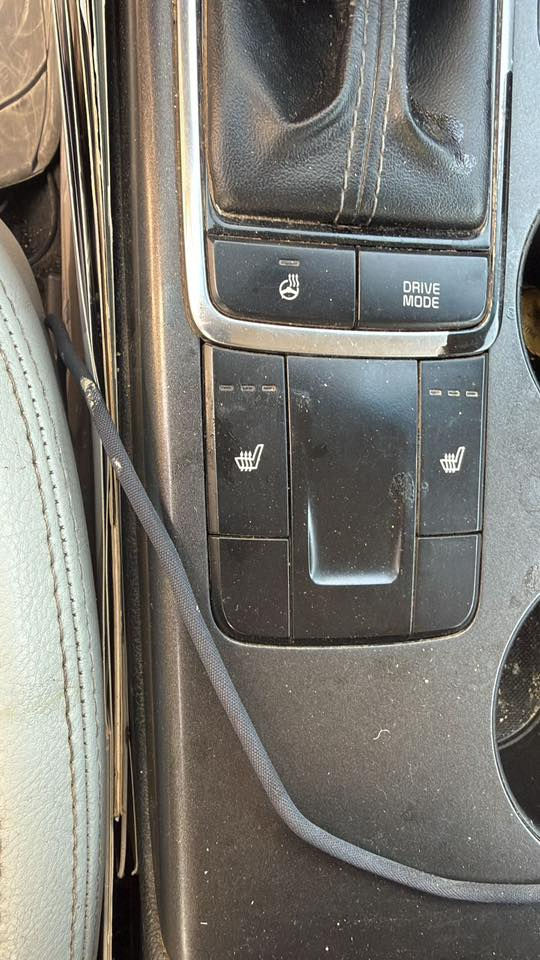 كيا اوبتما موديل 18 وارد امريكي مكفولة بس صندوق صبغ محرك 2400 GDI ماشية 150km بصمة تخزين ميموري كشانة تدفئة ستيرن تدفئة رقم انبار جديد سعر 145 وبيها مجال مكاني الفلوجة
للتواصل ***********
