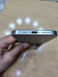 ايفون 15 برو ماكس لون التيتانيوم ماستر شرق اوسط  نظافه 100/100 بطاريه ...