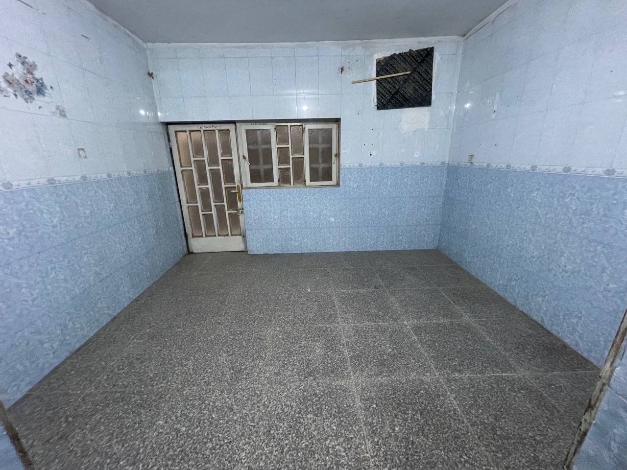 📍 الموقع: الحلة -خلف مستوصف المهندسين مباشره داخل الفرع 
🏷️ النوع: طابو صرف طابقين
📐 المساحة:85 م
💰 السعر:85 بي مجال
🛏️ محتويات البيت: استقبال -هول -مطبخ -غرفه بالطابق الأرضي وغرفه بالطابق العلوي 
📞 للتفاصيل:*********** 