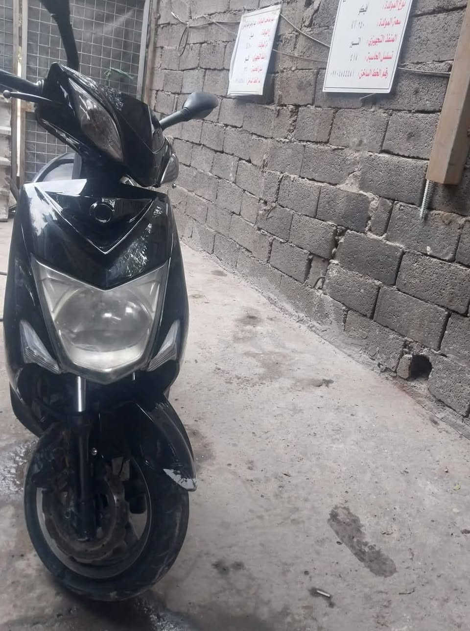 السلام عليكم دراجه للبيع سكنس لد ياباني ستان حساس قبق نفخ مكفوله كفاله عامه برغي ممفتوح بيهه الله شاهد دراجه ناعمه نكره سلف بكل وقت سعر 1250 مليون وربع وبيهه مجال حك جيه عنوان بغداد جميله فلكه 83 للاتصال‏‪***********‬‏
