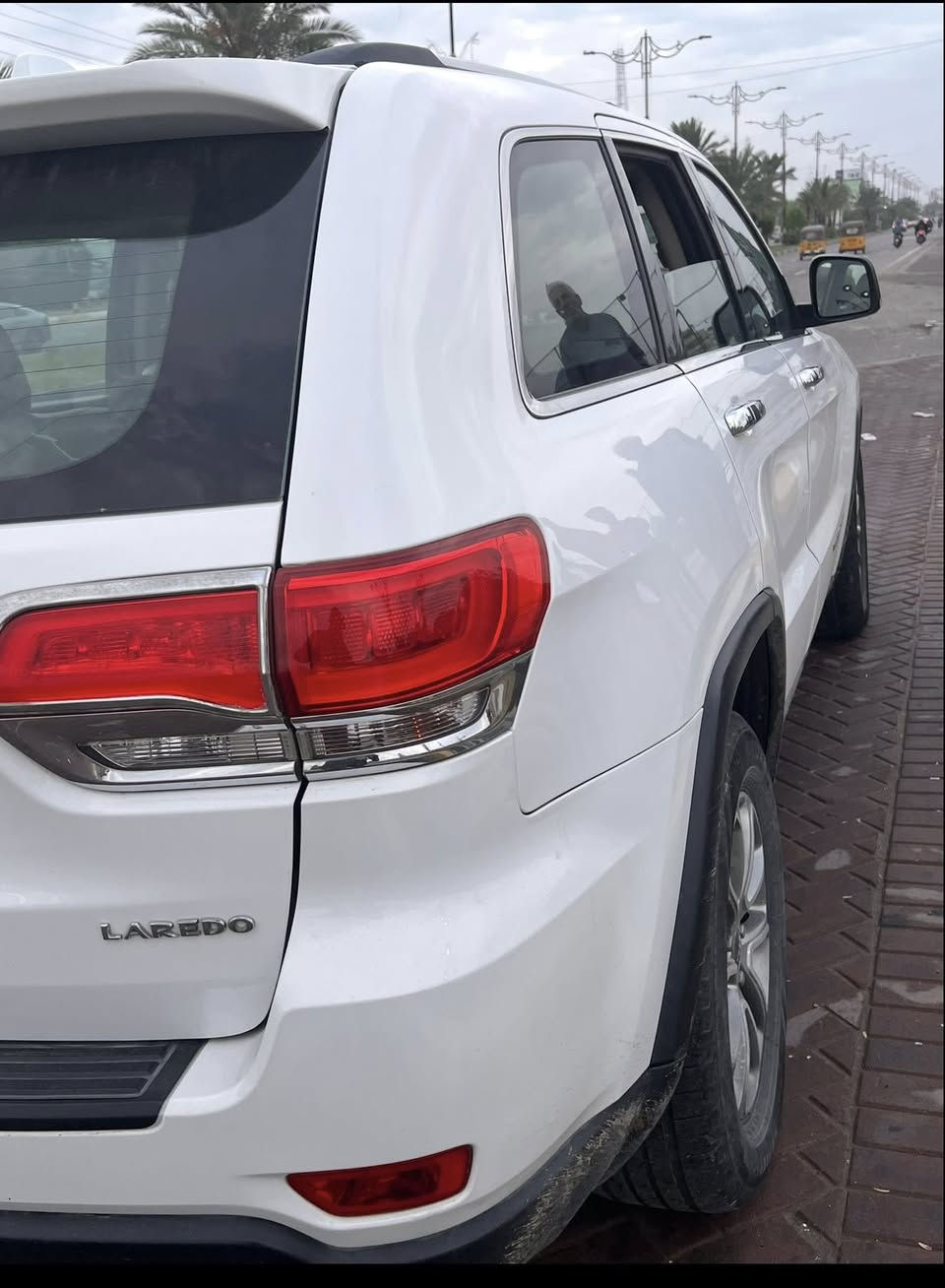 للبيع فقط
جيب كراند شيروكي 

*لاريدو  2014 خليجي 

مواصفات الاريدو معروفه

سياره مكفوله من الضربه

سعر 245 ورقه 

مكاني بغداد البلديات 

 الاستفسار :    ***********
