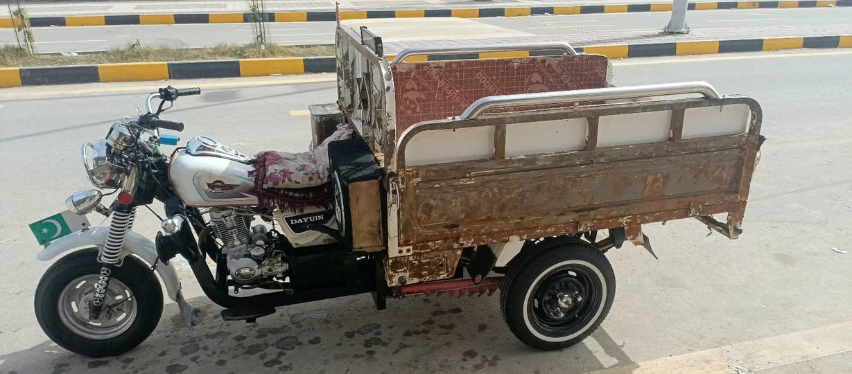 ستوته دايوان مديل 21. اوراق اصولي كلشي ماعوزهه سعر خاص مكان بطحاء


**إذا كنت صاحب هذا الإعلان وتريد حذفه لأي سبب، رجاءا أرسل رسالة إلى الدعم الفني**