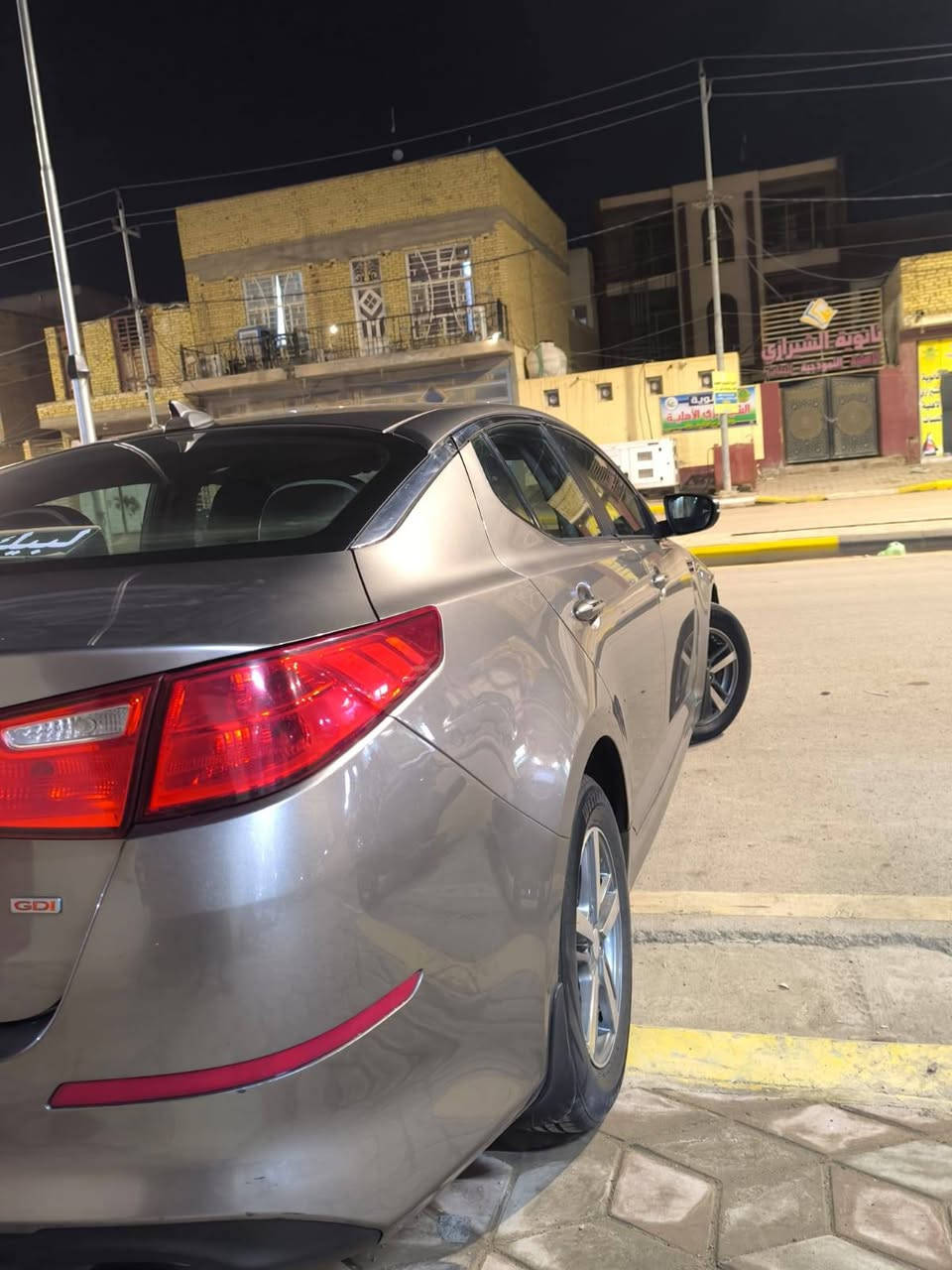 السلام عليكم اوبتيما للبيع موديل 2015 حادثها جاملغ جهة السايق فقط نفسه معدل ومصبوغ ماشية 98 ميل رقم واسط انكليزي مكانها واسط
***********
