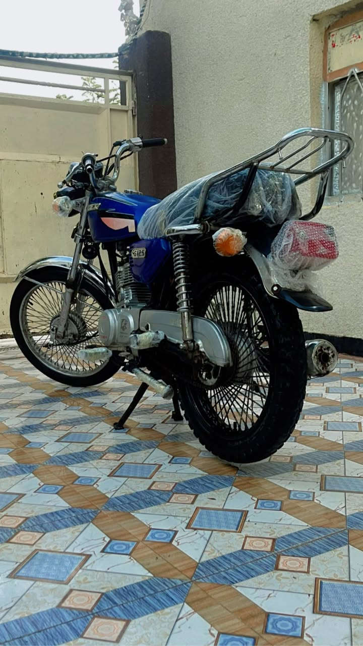 السلام عليكم 
دراجه تايكر 
مديل 2018
دراجه جاهزه 
محرك جديد 
كهربائي جدد
باتري جديد 
تايرات جدد
وراق 
مكاني ناصريه قضاء الرفاعي 
نتصل وبلخدمه 
***********
