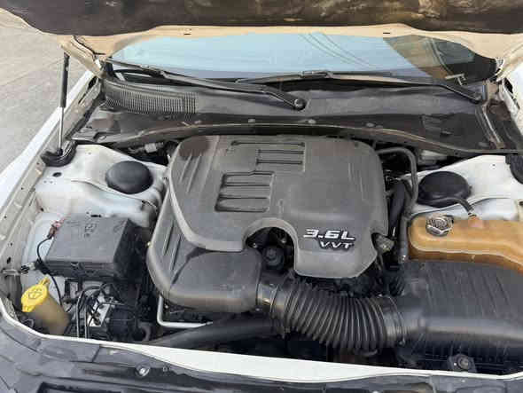 السلام عليكم 
للبيع اوباما 2014 فول مواصفات (كلين تايتل) محدث 2020  بيه  بارد قليل كلش باب خلفي  تحويل او وكاله السعر 190 وبيه مجال 
***********
