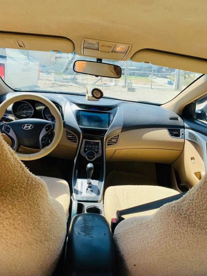 النتراء خليجي موديل ٢٠١٤ مكفوله محرك ١٨٠٠ ١١٥ وبيه مجال  ***********
