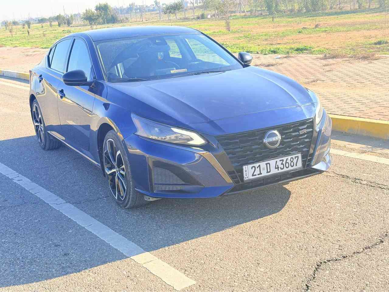 السلام عليكم 
نيسان التيما موديل 23
مواصفات S R 
فول عدا السلايت 
بصمه تشغيل عن بعد 
شفتات استيرن 
رادار جانبي امامي 
رادار خلفي فول 
كشن جلد وكهرباء 
ماشي 43ميل 
حادث السياره جاملغ 
وربع بنيد قطعتين مبدل 
بدون دواخل شرط 
سياره صدر كير محرك 
سنويه رقم هزه كله جديد 
مكان السياره كركوك 
سعره كلش مناسب 
155بيه مجال 
***********وتساب 
رقم شاصي بلمنشور كركوك, العراق
