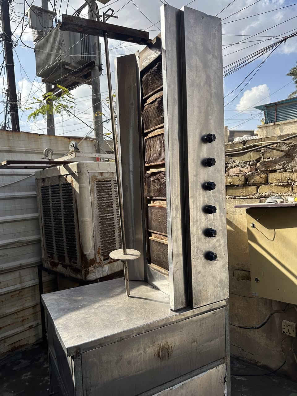 شواية كص 300   عارضه 400.  گرل 200 هدارة 150  مكان بغداد الجديدة


**إذا كنت صاحب هذا الإعلان وتريد حذفه لأي سبب، رجاءا أرسل رسالة إلى الدعم الفني**