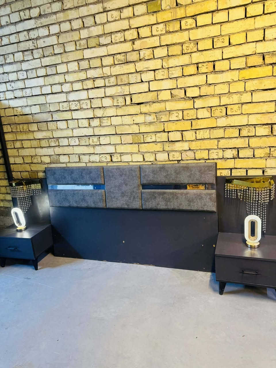 غرفه للبيع فول نظافه ٥٥٠.
النقل والشد مجاني بغداد

عندك غرفه للبيع ارسلي خاص اشتري منك


**إذا كنت صاحب هذا الإعلان وتريد حذفه لأي سبب، رجاءا أرسل رسالة إلى الدعم الفني**