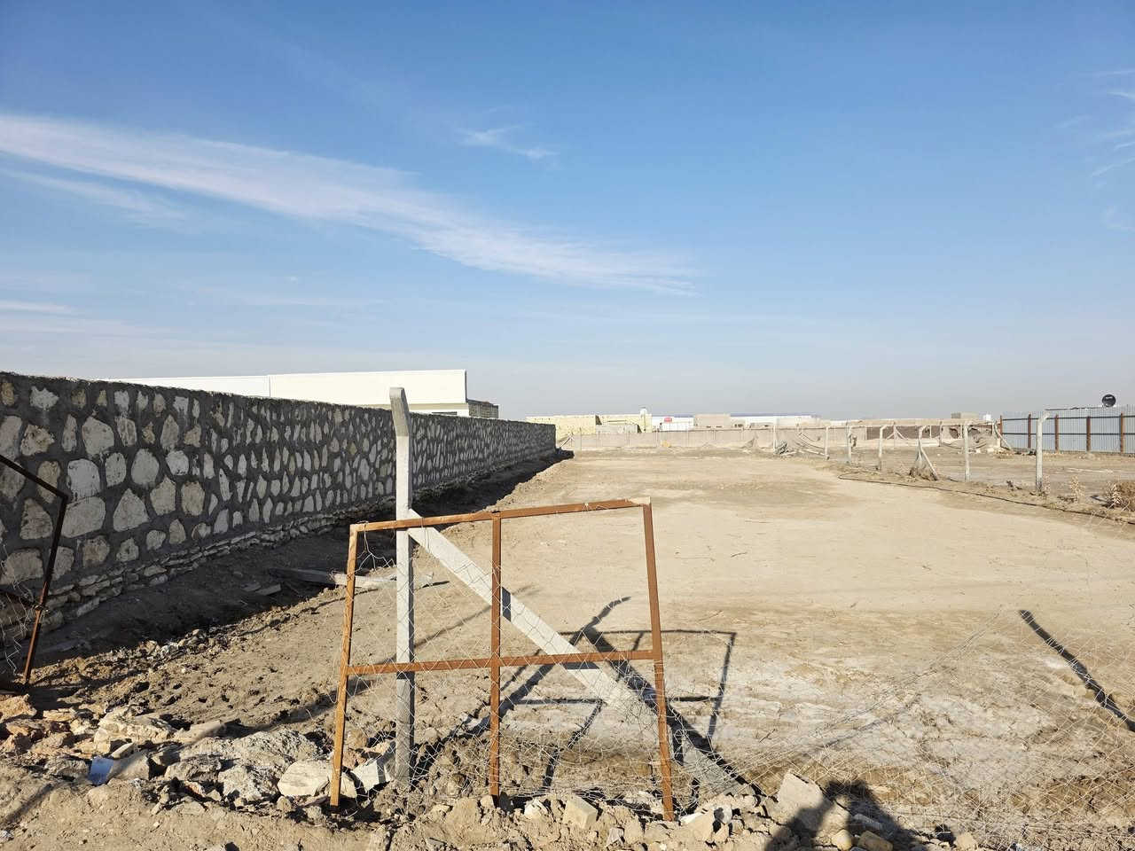 ارض للبيع مساحه850 متر وجها 15 ونزال55 ع طريق الدغارة ديوانيه خلف مطعم واثق بلمزارع   سعر 24 وبيه مجال***********
