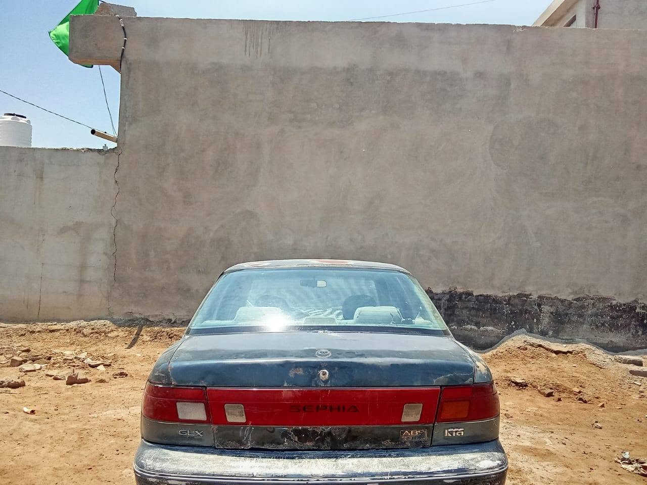 كيا سيفيا موديل 93 رقم واسط گير محرك مكفول السعر 16 وبيها مجال للتواصل *********** المكان واسط زبيديه
