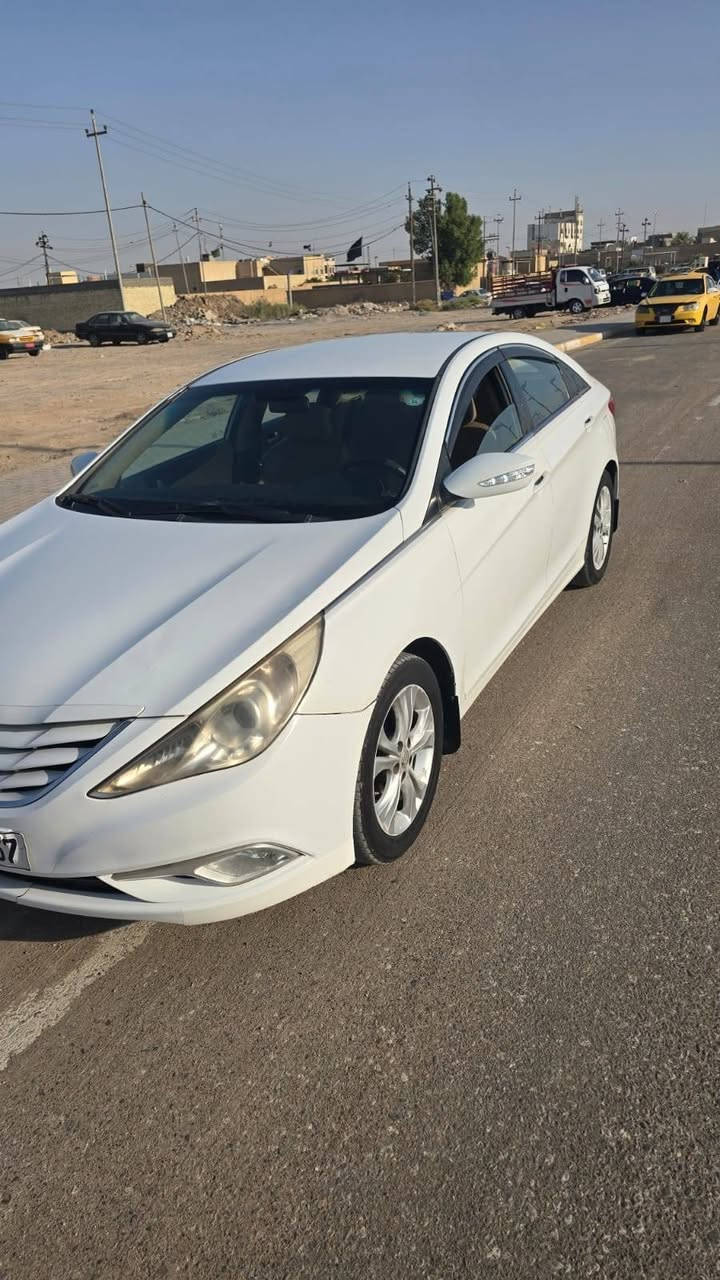 سوناتا. 2012 خليجي 2400 رقم اربيل مسطره مكفوله فقط باب السايق بي رش.السعر 125 بي مجال مكان السياره الصويره ***********
