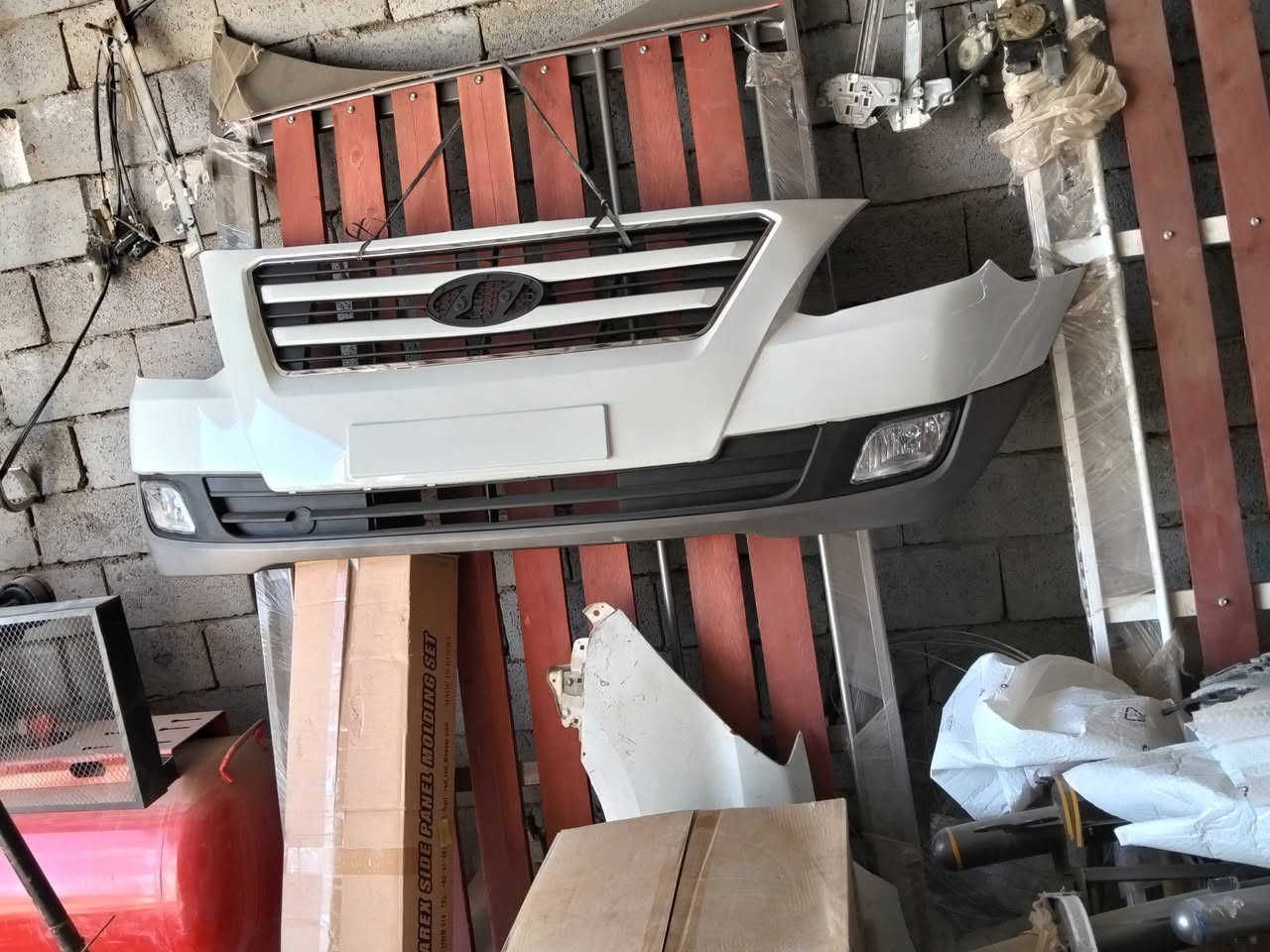 سلام عليكم من رخصت مدير الكروب محل سعد الاصلي لبيع قطع غيار استاركس بانسب الاسعار المكان ذي قار قضاء الرفاعي الرقم ***********+  ***********
