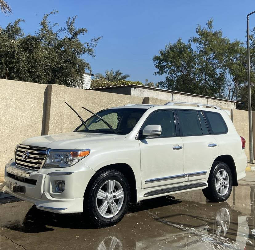 سلام عليكم 
1ـ لاندكروز 2012
2ـ GXR
3-/V8/4700
4-موصفاتها 
5-بصمه
6-بصمه ابواب تشغيل عن بعد 
7-كشنات جلد
8-مري شفط
9-اشاير مري
10-حساسات
11-تحكمات
12-شاشات كشنات
13-سياره كفاله عامه من كلشي 
14-رقم بغداد بسمي رقم دولي انكليزي 
15-تحويل مباشر 
16-ماشيه200
17-سياره تبريد ثلج 
18-كامله عله اخر حبايه
19-فتحه سقف
20-مكينه وكير مكفولات وكشر مكفول
21-سياره برغي ممفتوح بيه وضع شركه 
22-مكاني بغداد الزعفرانيه 
رقم الهاتف ‭0778 221 4711‬
غير متواجد عل فيس
