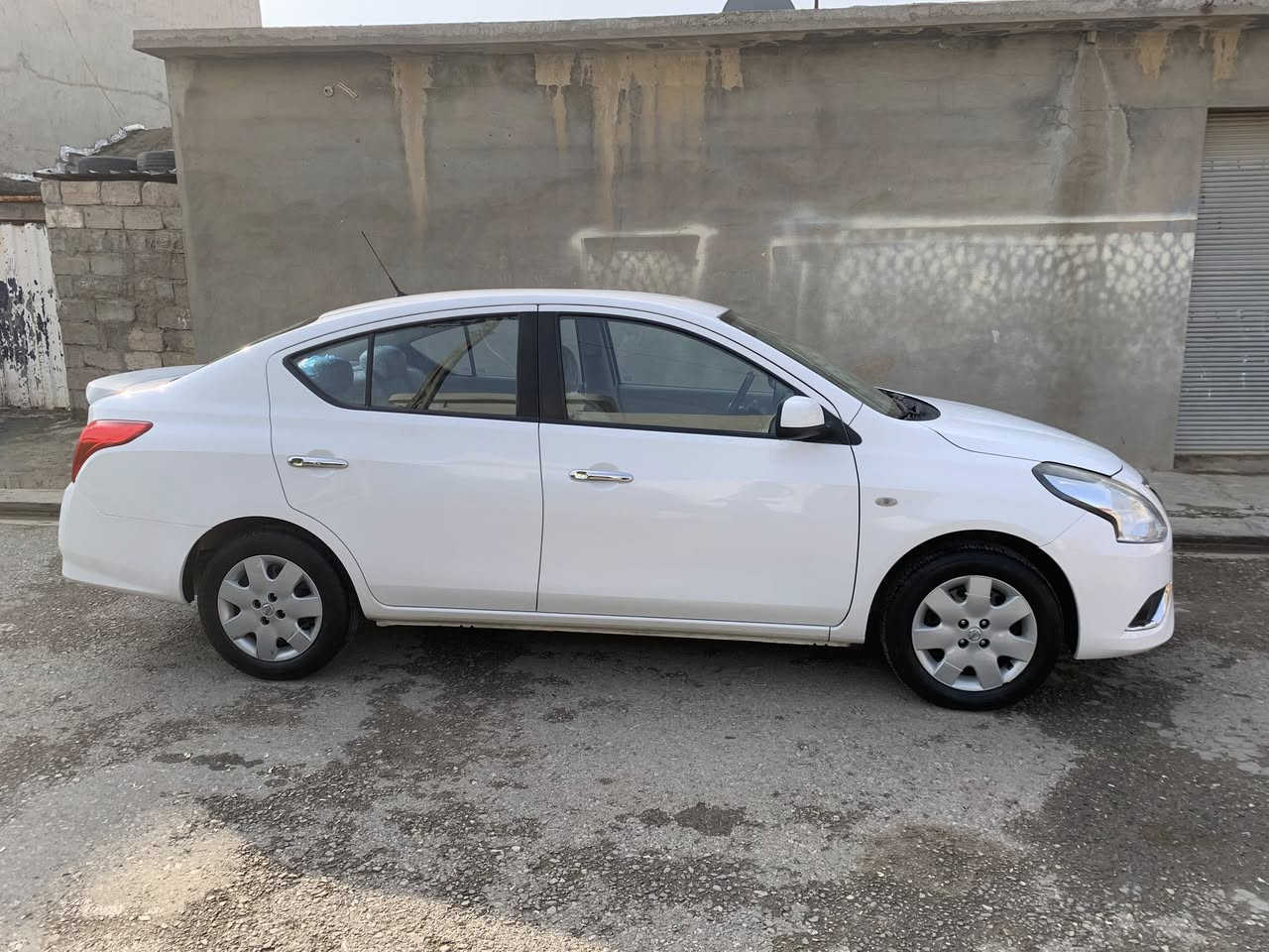 نیسان سەنی 2023
مواسەفات  ناو زەرد یەدە نیکل سوکان ڤۆلیۆم دەبل گیچ سی پارچە بەس بەخ بی ژۆری بەشەرت سەنەوی تا 2030  59 هەزار رۆیە تەقە و رەقە بە شەرت 115$ مامەلە ***********
