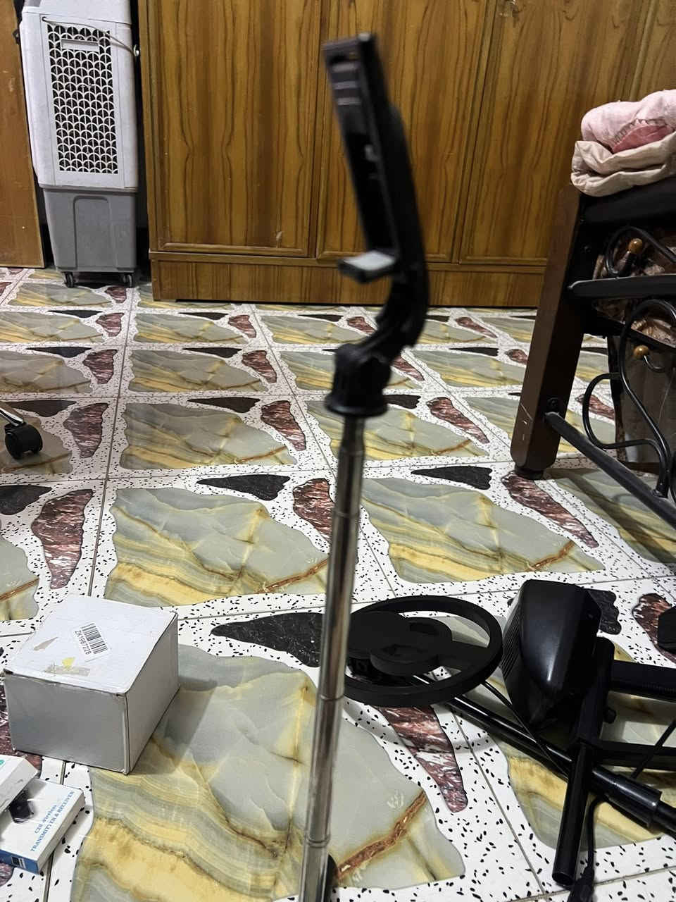 ستاند مو بايل وعصا سيفلي ثنين في واحد اكتب سعرك


**إذا كنت صاحب هذا الإعلان وتريد حذفه لأي سبب، رجاءا أرسل رسالة إلى الدعم الفني**