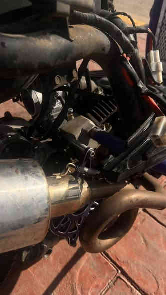 سلام عليكم دراجه ماكس مضلع مكينه بوشه 66 اصليه  راديتر مي شغال بيه صالنصه بيه تزويد خفيف  شغاله بس الفاكيوم مجاي يوصل بانزين  بيه ويل خلفي  سلف مال سكنس  كوم حديد شغاله سعره 450 وبيه مجال حك الجيه رقمي ***********
