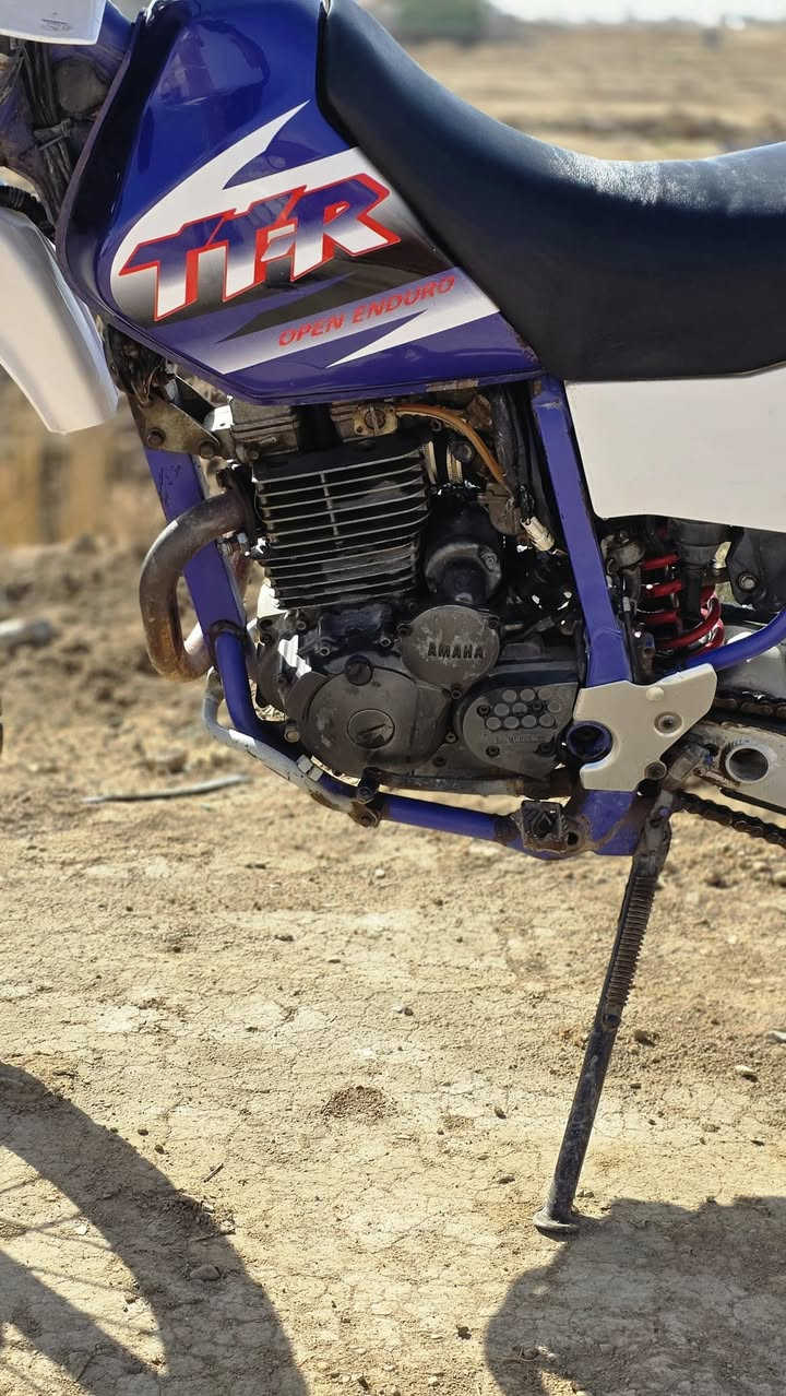 قفاز ياماها ttr250للبيع مكفول كفاله عامه  ***********
