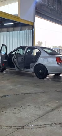 النترا ٢٠٠٤ • محرك ٢٠٠٠ • ضرر خلفي