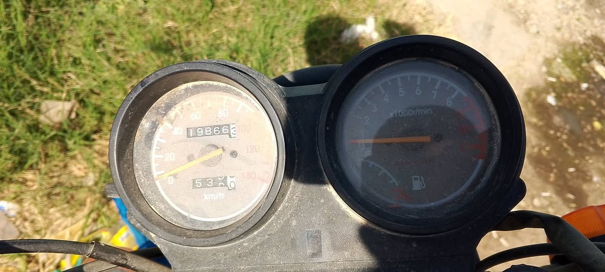 سلام عليكم ورحمه الله دايوان مديل 23اوراق اصوليه كبل ترقيم السعر مليون و450 للستفسار الاتصال برقم *********** مكان بغداد الكاضميه
