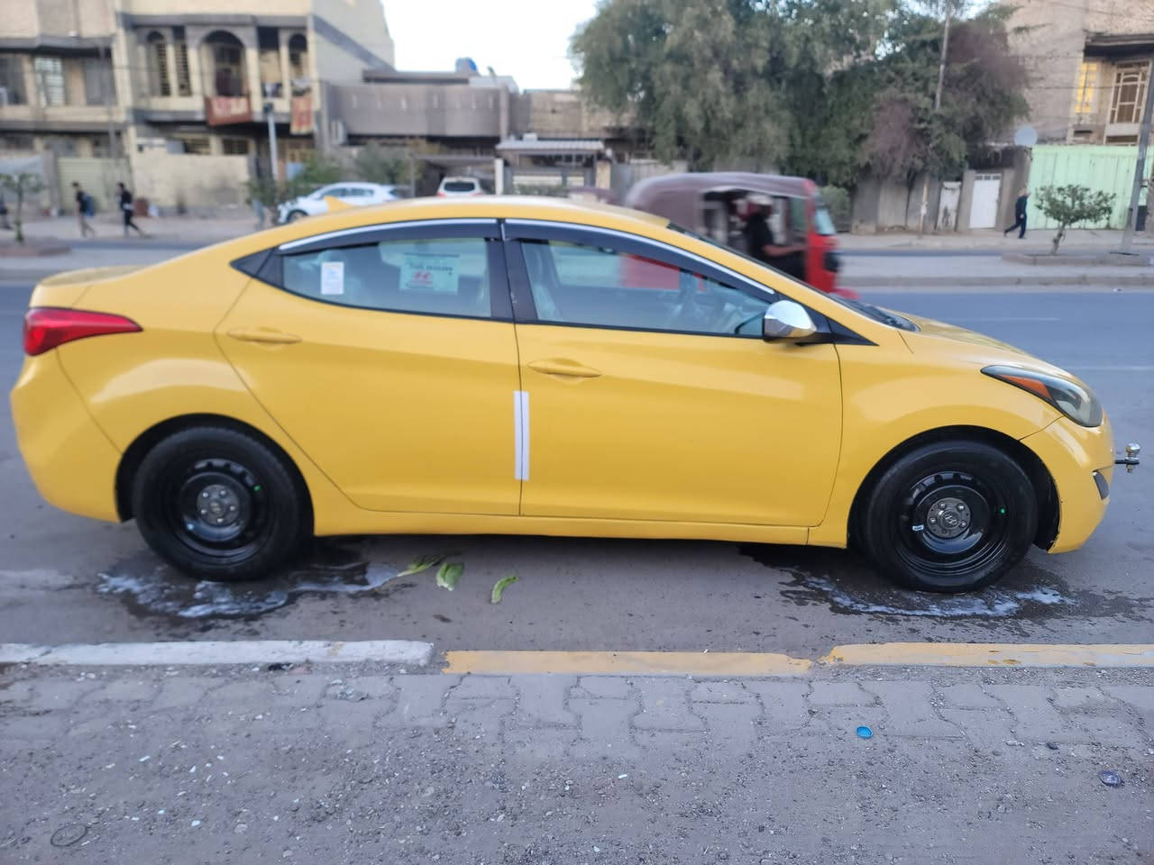 السلام عليكم الانتره موديل ٢٠١٢ رقم ديالى
نكلزي بسمي تحويل ثاني يوم سياره جاهزه خير من الله مكينه مكفوله تخم تاير جديد دوشمه كاعيه جديده 
الاستفسار ***********
