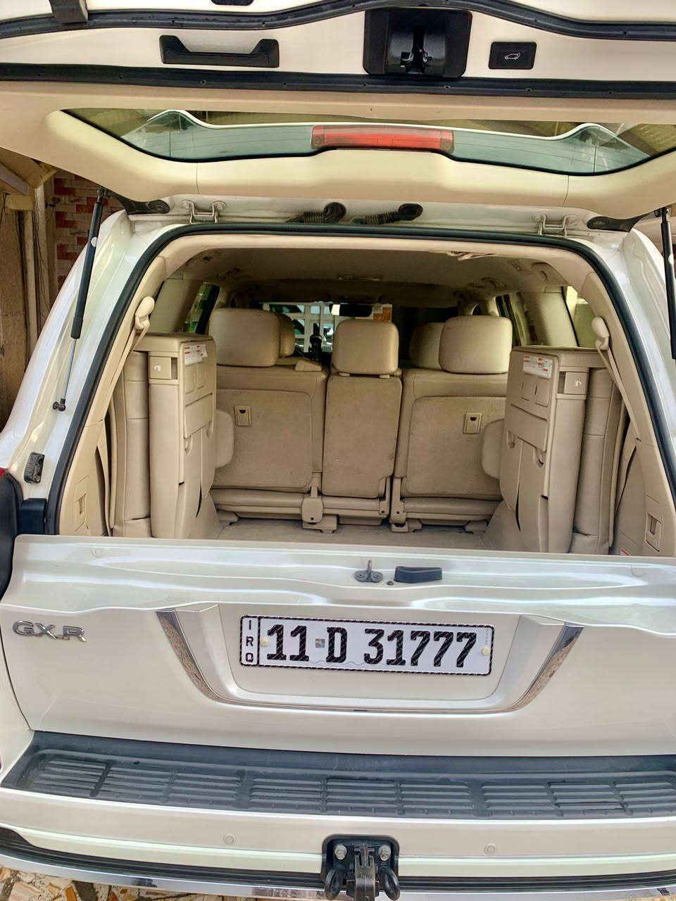 السلام عليكم
تويوتا لاندكروز شركات موديل 2021 رقم بغداد ماشية ٨٧ الف مكفولةمن الصبغ عدا باردين بسيط جدا 
مقاعد الامامية ٢كهرباء 
دشبول لكزز ليزري 
سلايد روف 
٨ ايرباك 
مقاعد جلد 
لايت اسود 
اربع كامرات 
السعر النهائي/ 495 $
الاتصال. / ***********
