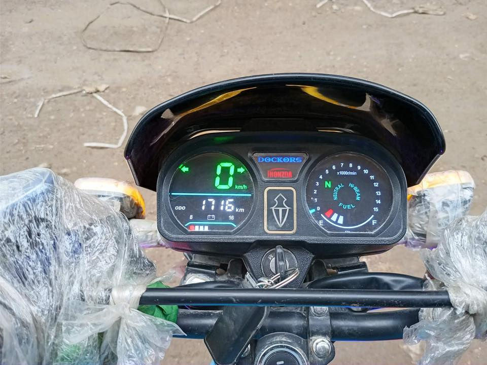 سلام عليكم دراجه سوفان 2025 محرك 200 مكفوله كفاله عامه اوراق مكانهاا حله باب المشهد مكلف  بل نشر اتصل *********** عل صاحب دراجه هوو عارضعهاا ب 925
