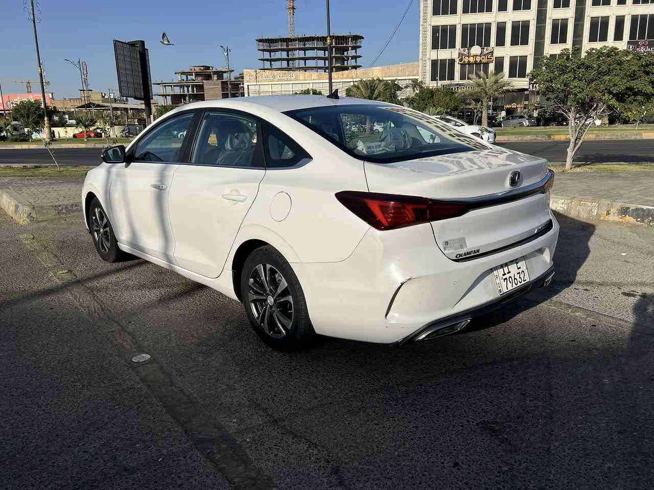 شانجان ايدو بلاس موديل 2021
رقم بغداد دولي 

مداور ويه شركة شانجان مباشرة 

تبريد تدفئة شغالة 

كير مكينة مكفولات 

دواخل نضيفة 

السونار مرفق ويه الصور 
السعر (102) وبيه مجال بسيط حك الجيه 

العنوان كربلاء حي الحسين 

رقم الهاتف : ***********
