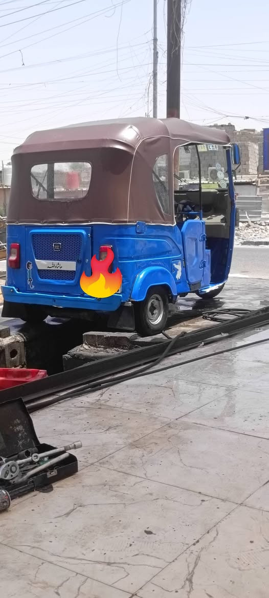 السلام عليكم تكتك 2021 رقم وسنويه باسمي التكتك نضيفة وكامله كلشي مابيها بس اطك سويج وتطلع المكان البصرة خمس ميل رقم الاستفسار *********** السعر 65000
