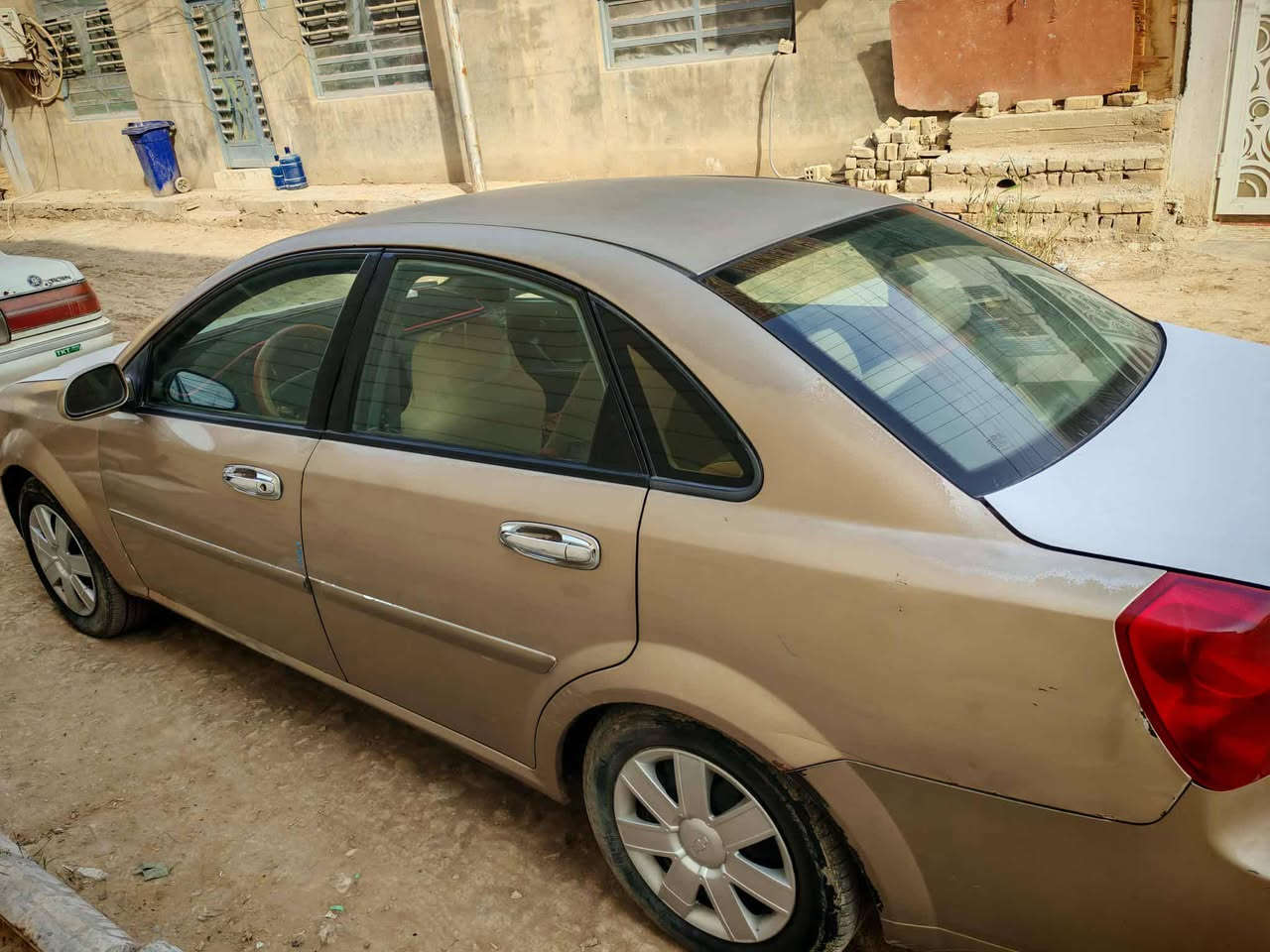 السلام عليكم اوبترا خليجي 2006 رقم قادسيه خصوصي اوتوماتيك السعر 60 وبيها مجال مكينه وكير وحداديه كله نظيف تخم تاير مكان حله مركز الاتصال ***********
