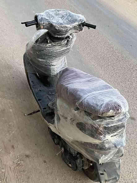 اسلام عليكم دراجه دولفين لل بيع سعر 175 وبيه مجال لل طيبين مكان بابل قرب صيطرت الاثار متواجد رقم فقط ***********
