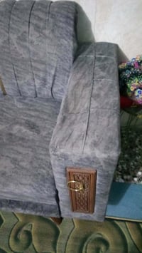 ديوان • ١٧ مقعد • كربلاء