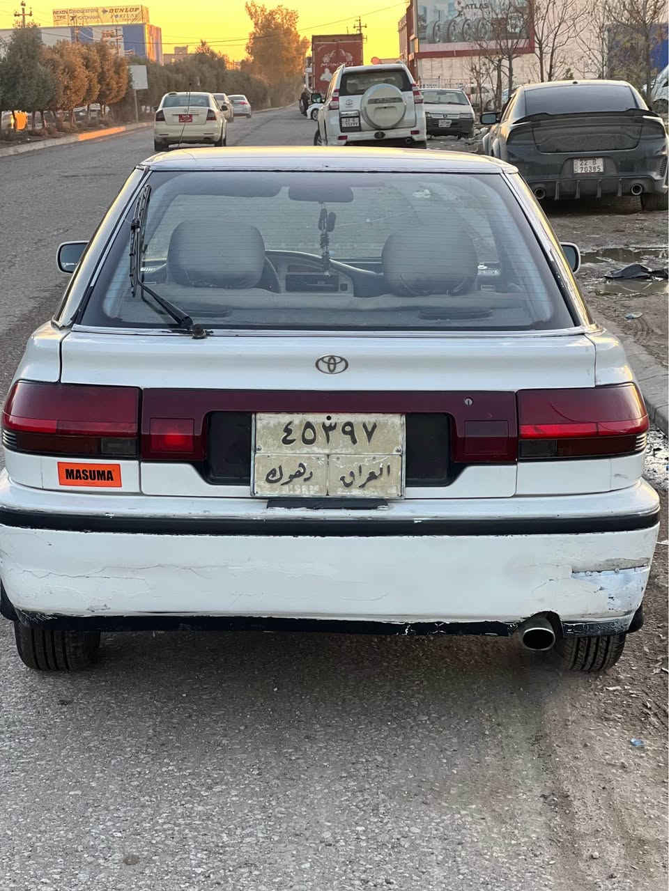 توێتا کرۆلە مۆدێ١٩٨٩ رەقەم دهۆک مەکینە ١٢ناوداخیلەی شینە مەکینەو گێرەکەی مەزبوتی لەسەرەچارتایەی خاوێنی لەبنە لایت زینۆن هەموو شتەکی ئیشدەکا مالی دۆستە  ساحێب سەنەوی مەزبوتەو دیارە  بەسئەمن ئەوهادەی فرۆشم بەئەوەلایت بەشەرت کێشەی مەدەنیو حوکمی  ***********بەشەرت23وەرەقو مەجالەکی کەمی تێدایە Singapore
