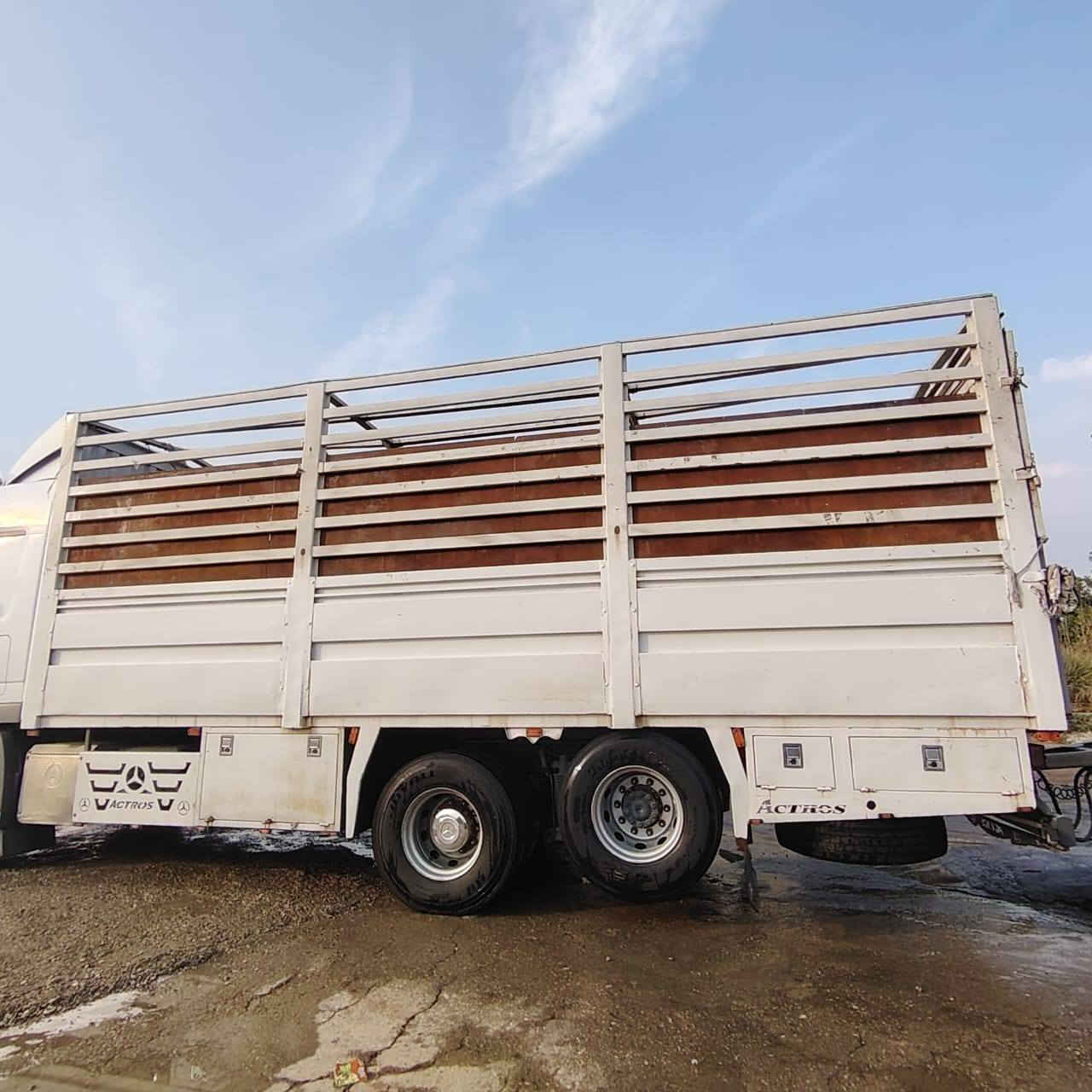 بدي البيع يشيل  سبعه صناديك مال زبير وطول 740 ارتفع مترتين وستين + جادر ماله***********
