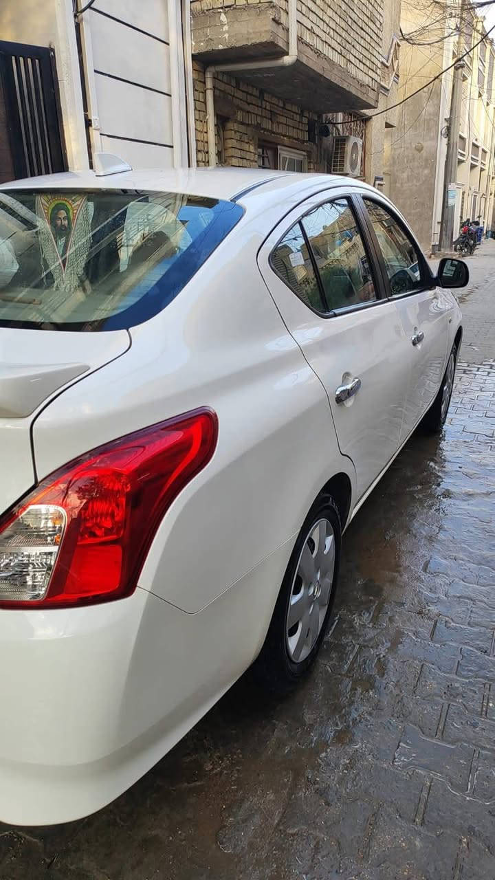 نيسان سني هندي بليتة زركة موديل ٢٠٢٤ 
رقم بغداد اكليزي رقمها حلو كلش جديدة لوك ماشية ٣٠ ألف مكفولة من كلشي عدة شخط الباقي كفالة عامة بسيط بالباب خلف الصدر ميبين الا تركيز كامرة بلاي شاشة تحكم ستيرن داخل بيجي بلاجكتور 
سعر ١٢٨ مجال بسيط 
للاستفسار ***********
