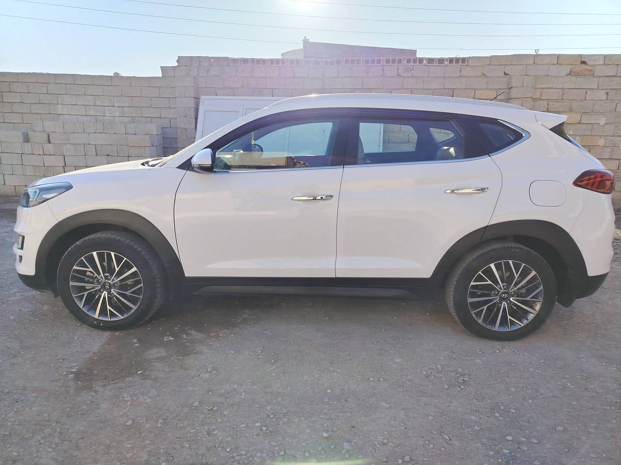 توسان للبيع ٢٠١٩
كوري سايد بريك رجل
كشن كهرباء واحد
مكفول كفاله عامه ماعدا ماشر بالسونار
تخم تاير جديد
كشنات جلد
حساس أمامي خلفي
شاشه كبيره
اشاير بالمري
مغلفه ارضيه
السعر ١٩٥ وبيها مجال قليل كلش
رقم سليمانيه دولي باسمي
العنوان ديالى
رقم هاتف ***********
