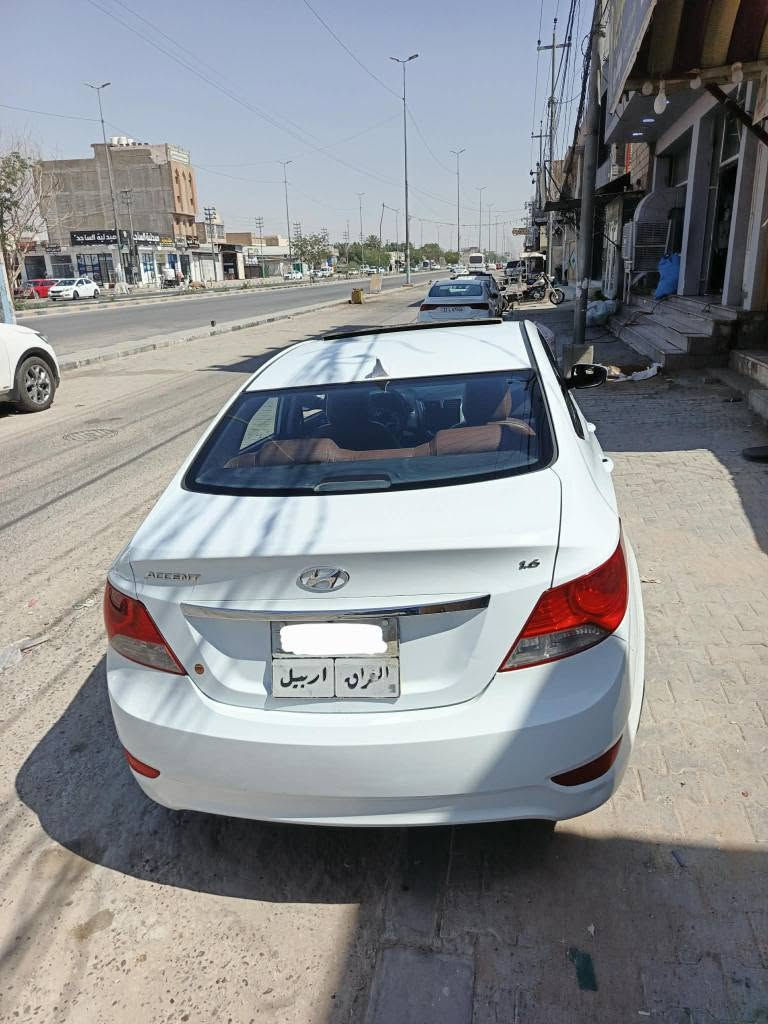 السلام عليكم للبيع اكسنت مديل 2015 خليجي  محرك 1600 فول مواصفات مكفوله والسونر واضح بالصور السعر 105 وبيه مجال للاستفسار اتصل *********** النجف, العراق
