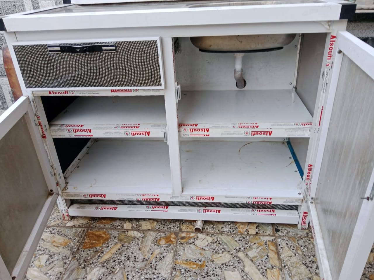 السلام عليكم غراض للبيع نضيفه جدا مكان بغداد واكو توصيل ع فحص تأخذ شراي يتفضل خاص او واتساب #رقمي***********
