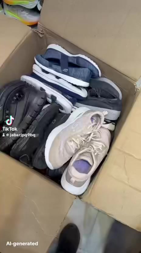 احذيه ( باله ) ماركات عالميه رياضيه نساءيه ولاديه رياضيه بكافت الاحجام موالموديلات 
 بغداد الجديده قرب حلويات الفراشه ‭0772 454 7514‬
