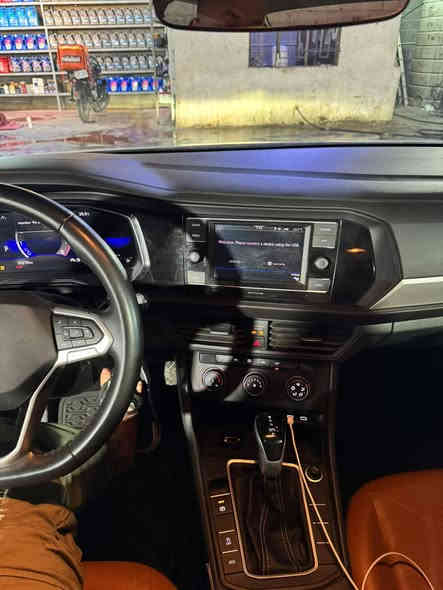 السلام عليكم جيتا موديل 2024السياره حادثهة بلدوسه تعتبر كلين بدون ايرباك علة وضع لشركة تخم تاير جديد لسيارة ماشة ٤٠٠٠٠ كيلو مو ميل لسعر ١٦٠ للستفسار *********** او ***********
